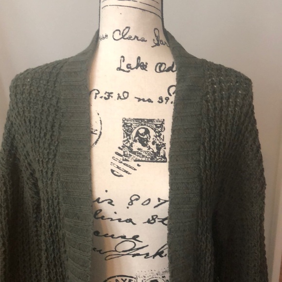 EXPRESS Sweater - Picture 2 of 8